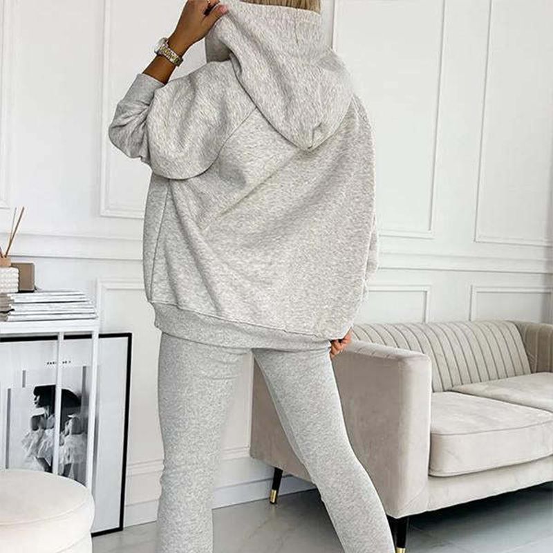 Elena – Set Comodo 3 Pezzi (Gilet + Felpa con Cappuccio + Pantaloni)